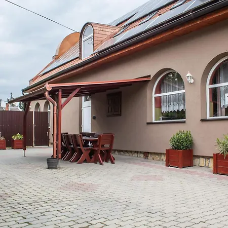 Fitt Panzió * Sásd