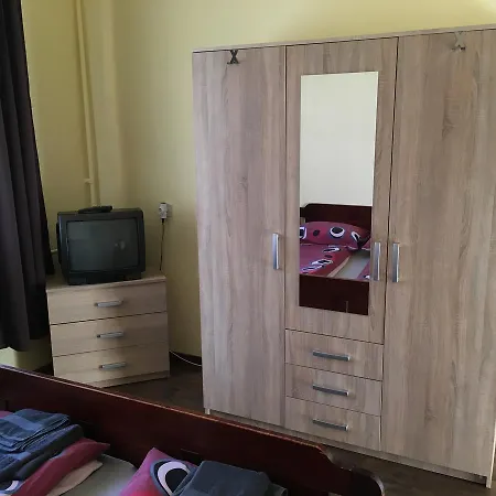 Fitt Maganszallashely Pensjonat 3*
