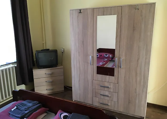 Fitt Panzió Casa de hóspedes 3*