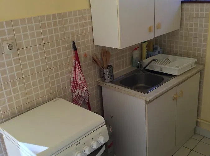 Casa de hóspedes Fitt Panzió 3*