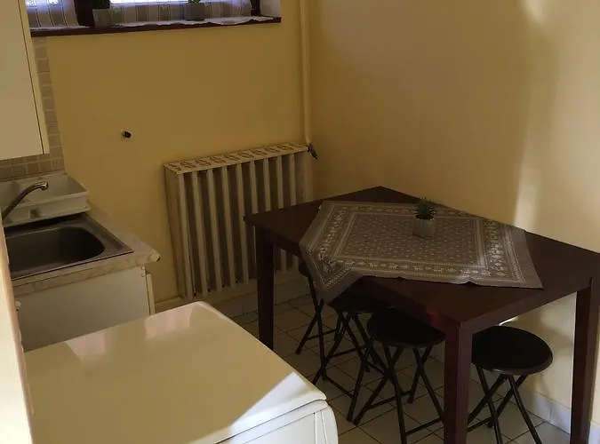 Fitt Panzió Casa de hóspedes