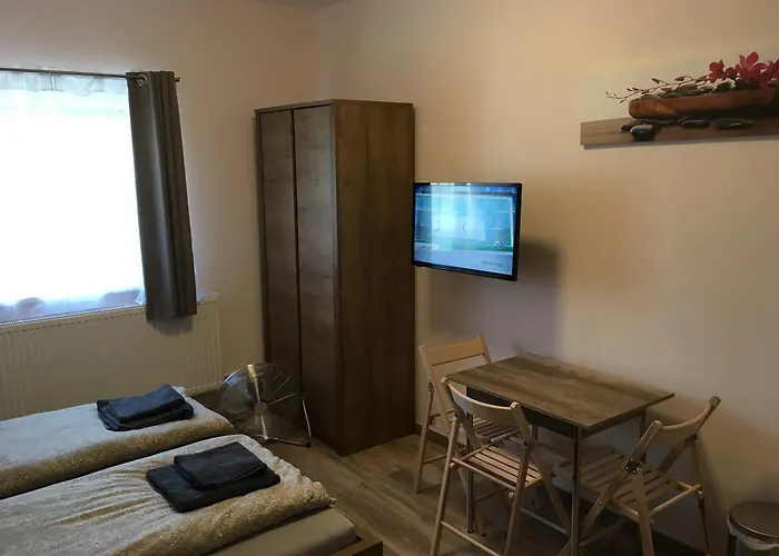 Casa de hóspedes Fitt Panzió
